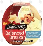 Sargento(R) Balanced Breaks natural sharp white cheddar cheese, sea salted cashews & golden raisin medley, 3 - 1.5 oz snacks Center Front Picture